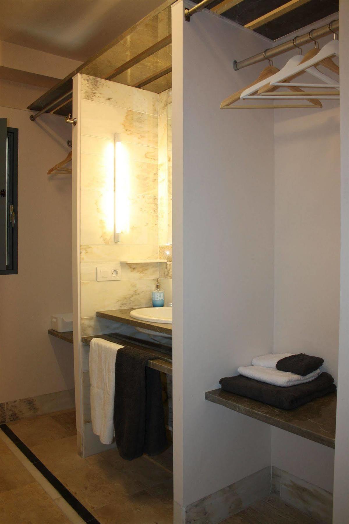 Estudio Padre Manjon Seville