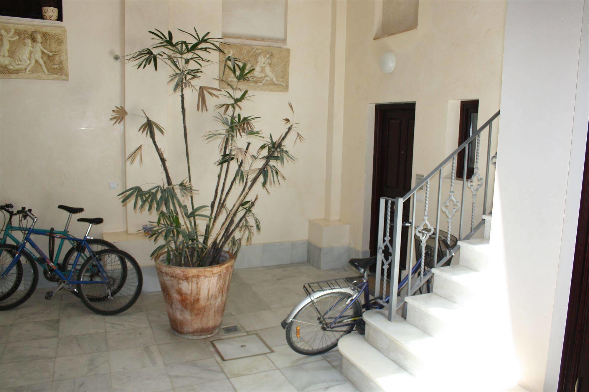 Estudio Padre Manjon Seville