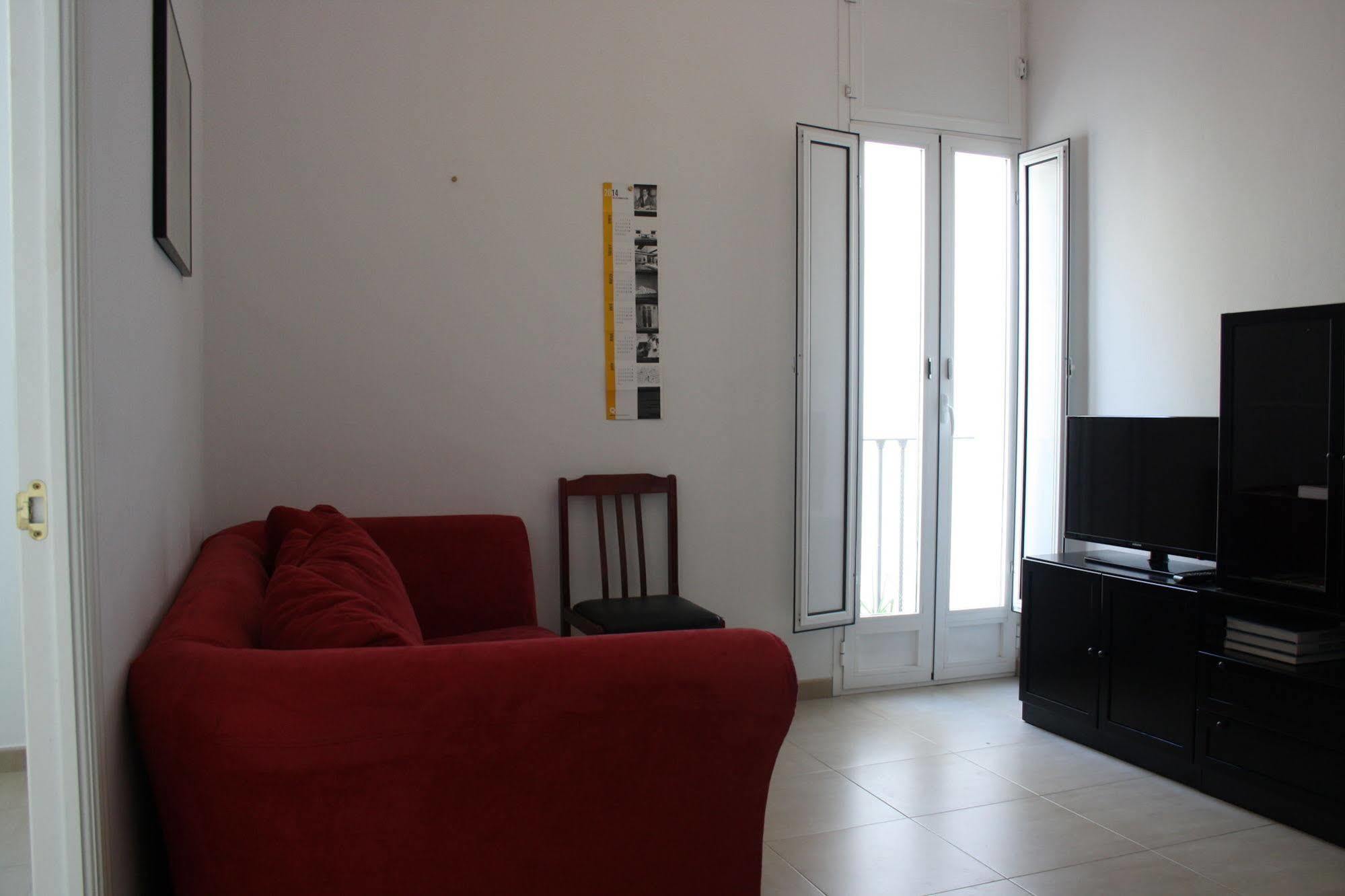 Estudio Padre Manjon Appartement *